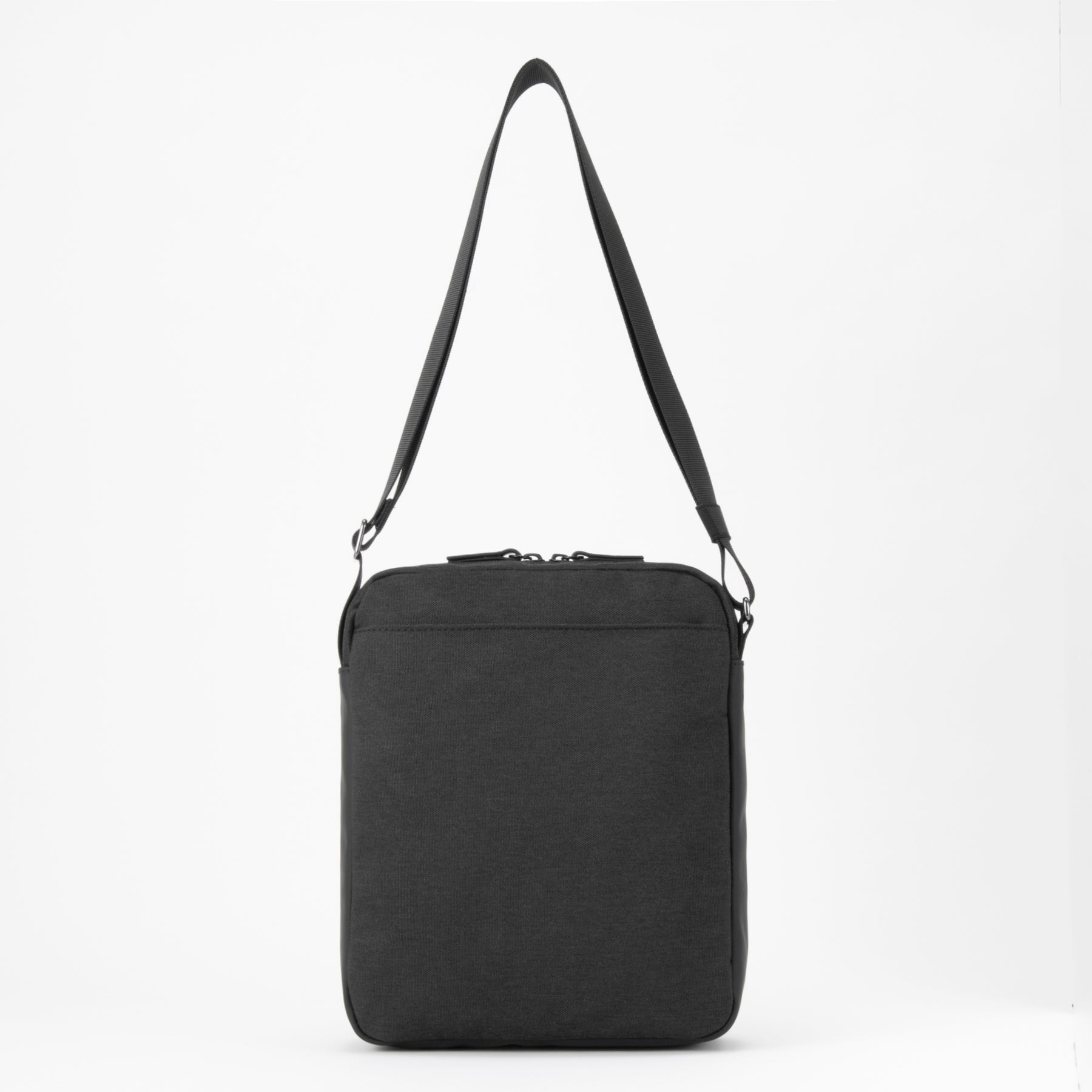 HLC | Small Shoulder Bag 81402 – ZERO HALLIBURTON