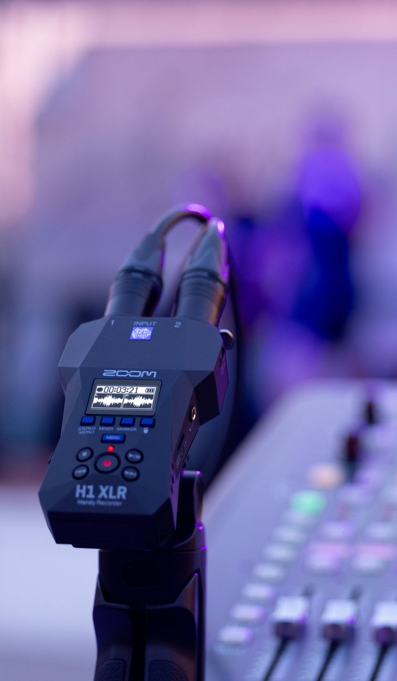 H1 XLR | ZOOM