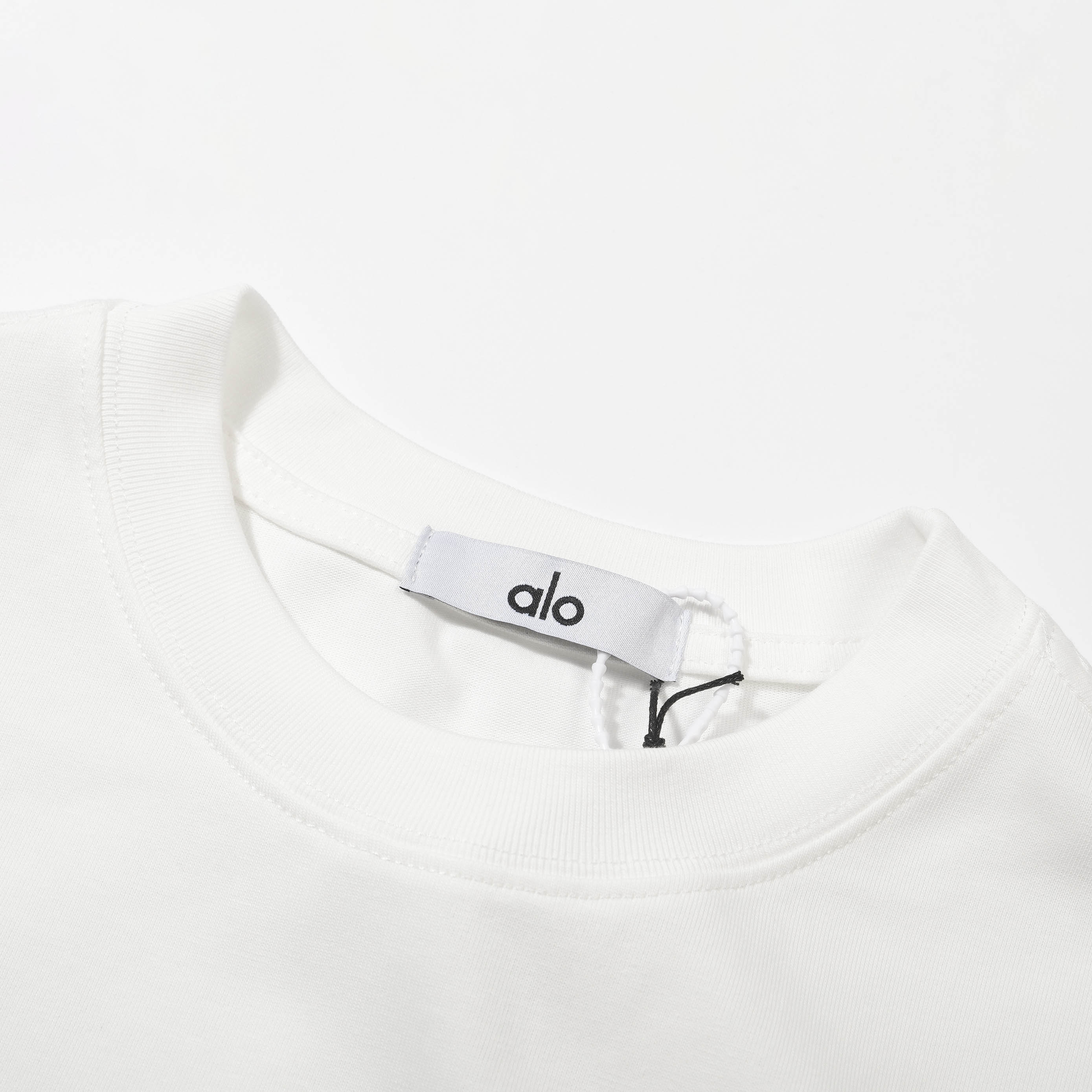 ALO Yoga White Logo Short Sleeve Tee - Relaxed Studio Fit