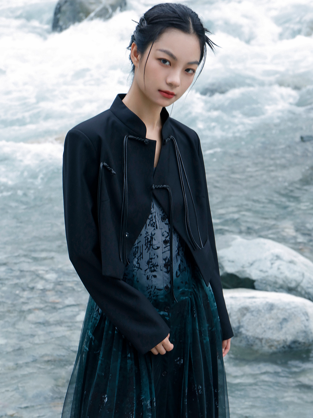 女性のためのダークディスクバックル付きジャケット,春と秋のための