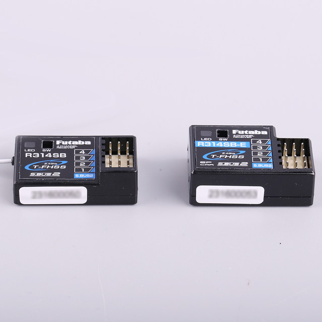 Futaba 4PM R314SB-E トリプルセット Futaba 4PM R314SB-E トリプル