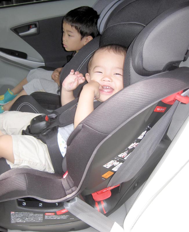 先輩ママの声【Swing Moon Premium S】 | エールベベ AILEBEBE 公式