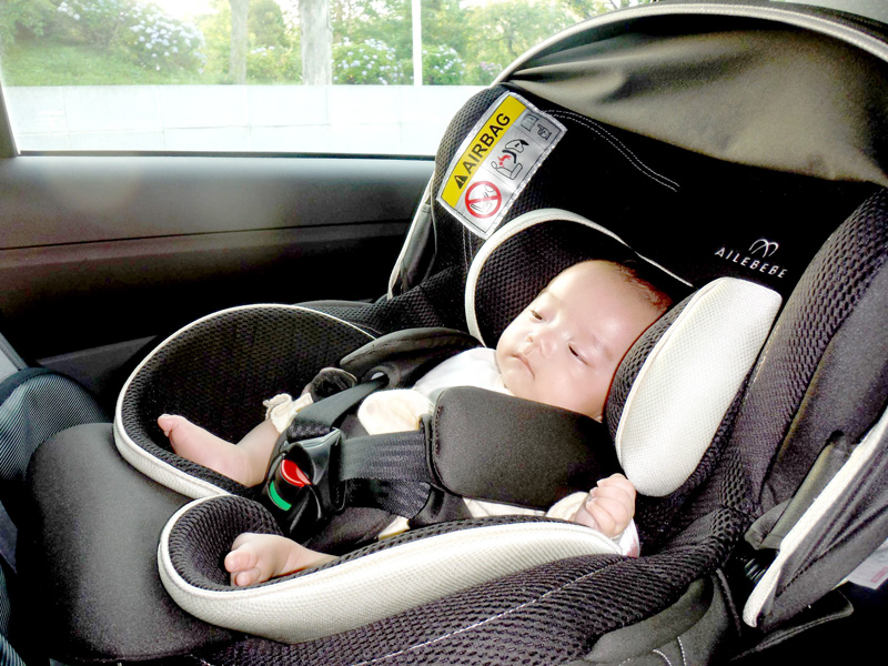 エールベベ AILEBEBE 公式サイト 日本製チャイルドシート・抱っこ紐