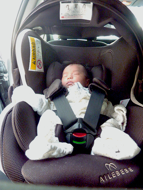 先輩ママの声【KURUTTO 3i】 | エールベベ AILEBEBE 公式サイト 日本製