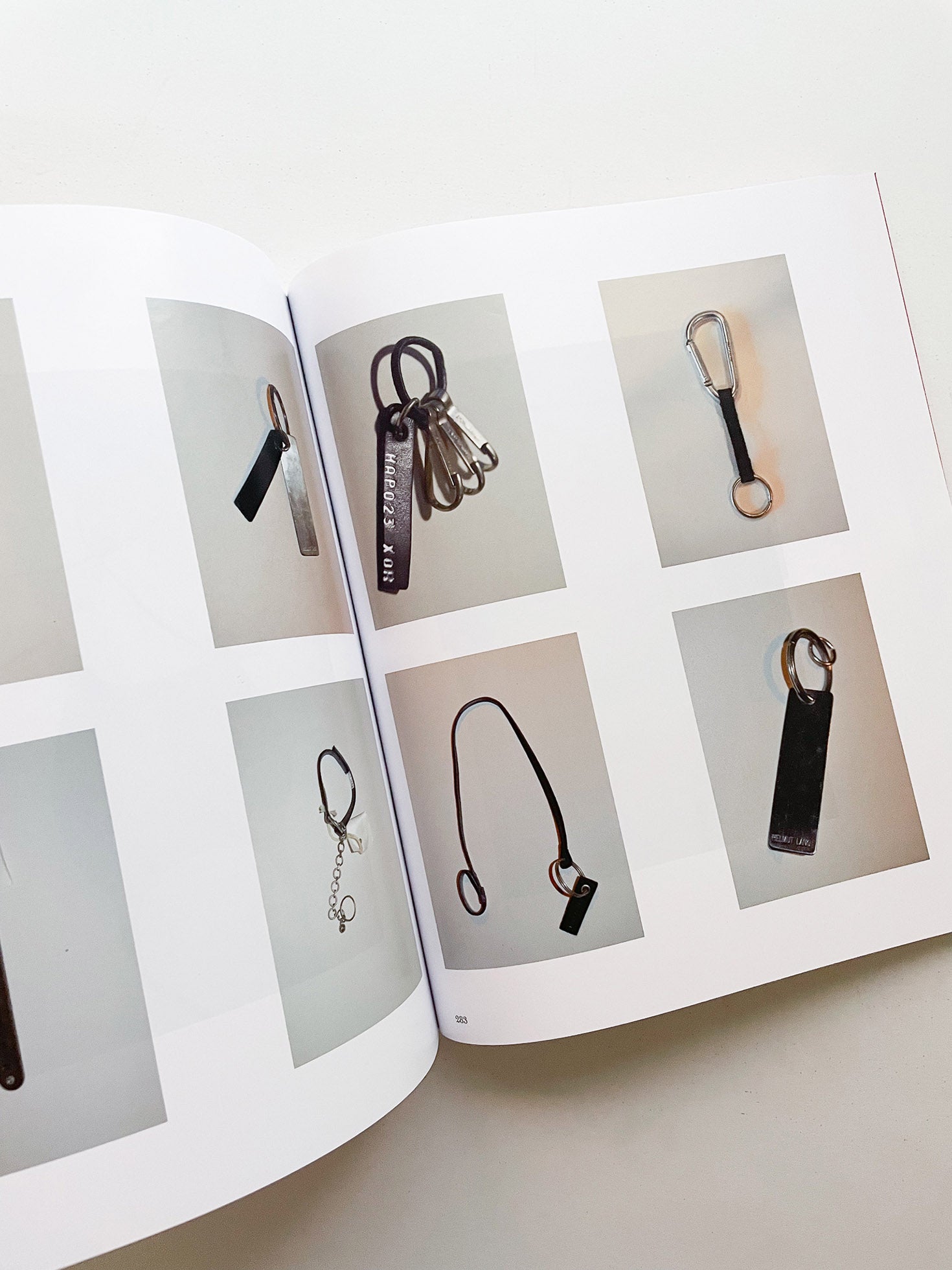 Helmut Lang Archive Dispersed by Joakim Andreasson - 本 屋 青 旗