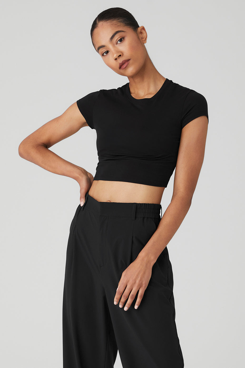 Alosoft Crop Finesse Short Sleeve - Black – Alo Yoga Mexico