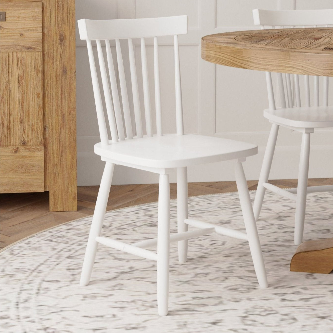 Lyra Set of 2 Windsor Chairs, White – Alpine Furniture