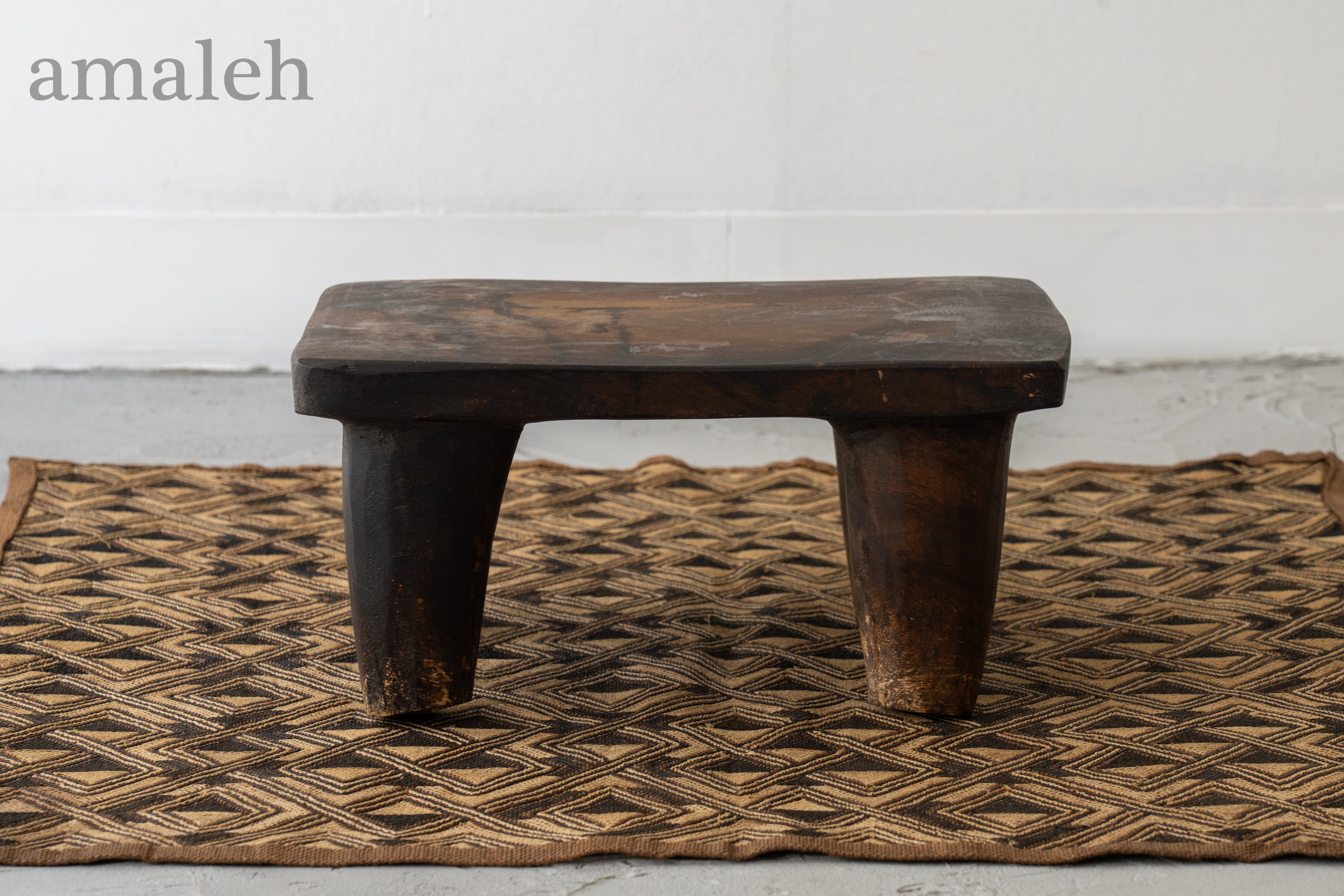 アフリカ産 セヌフォスツール】アフリカスツール-ヴィンテージラグ専門