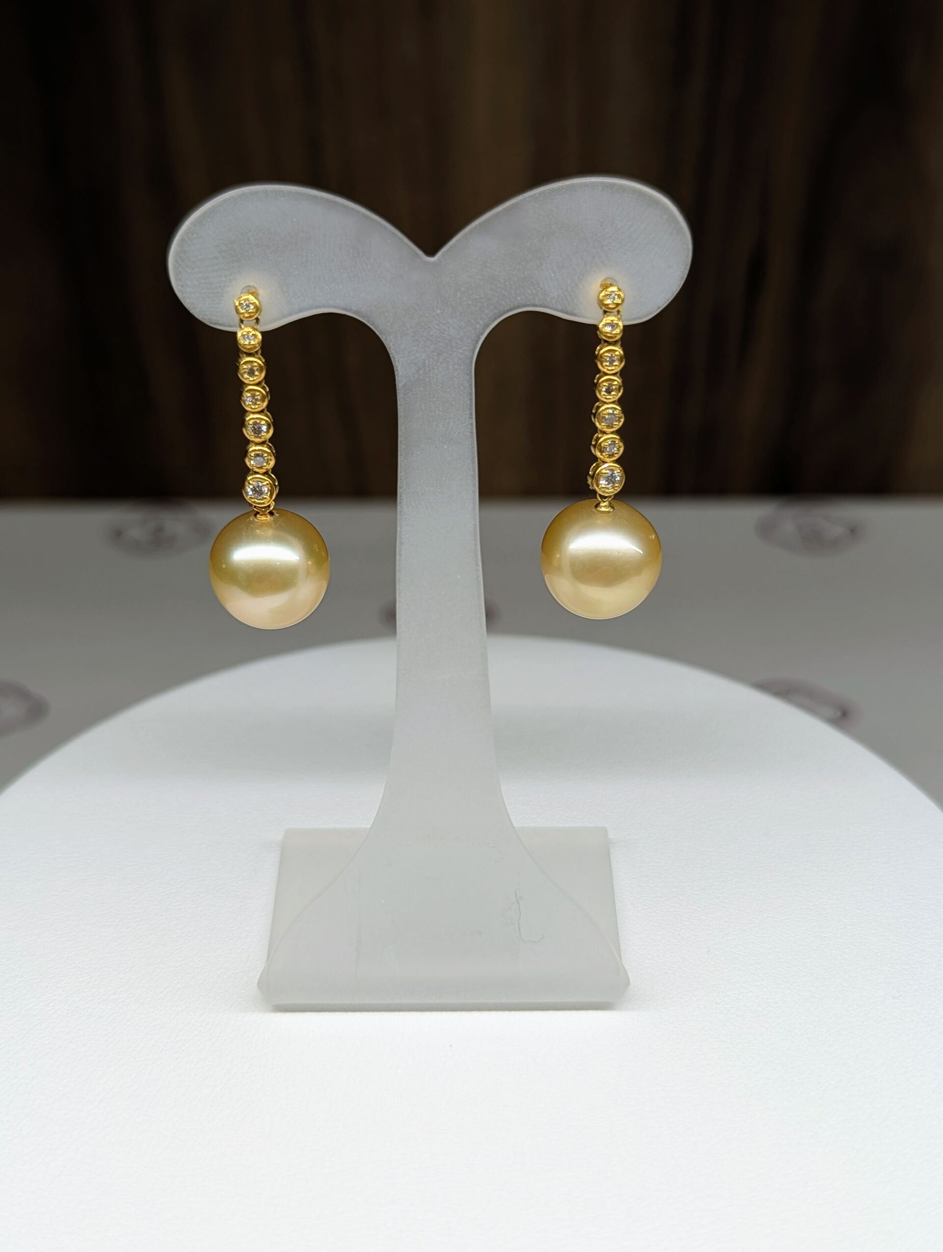 白蝶真珠ゴールド12ミリ18金ピアス | 商品紹介 | 三重県伊勢の真珠なら