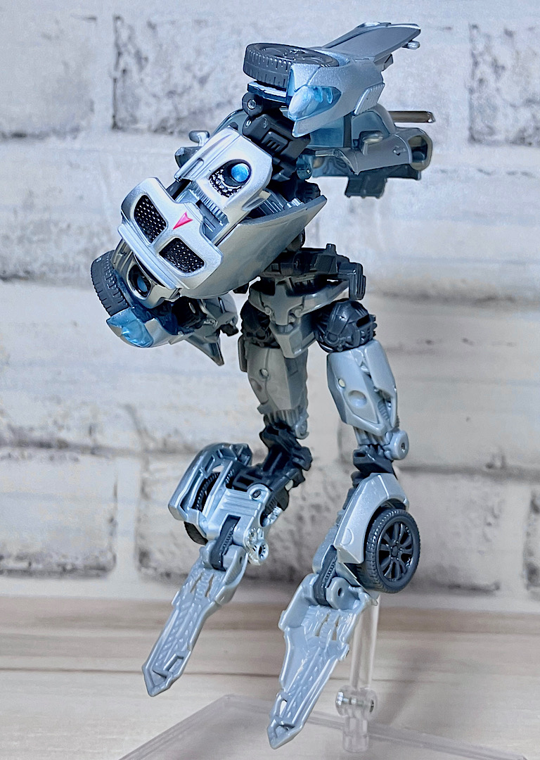 トランスフォーマースタジオシリーズ SS-09 オートボットジャズ