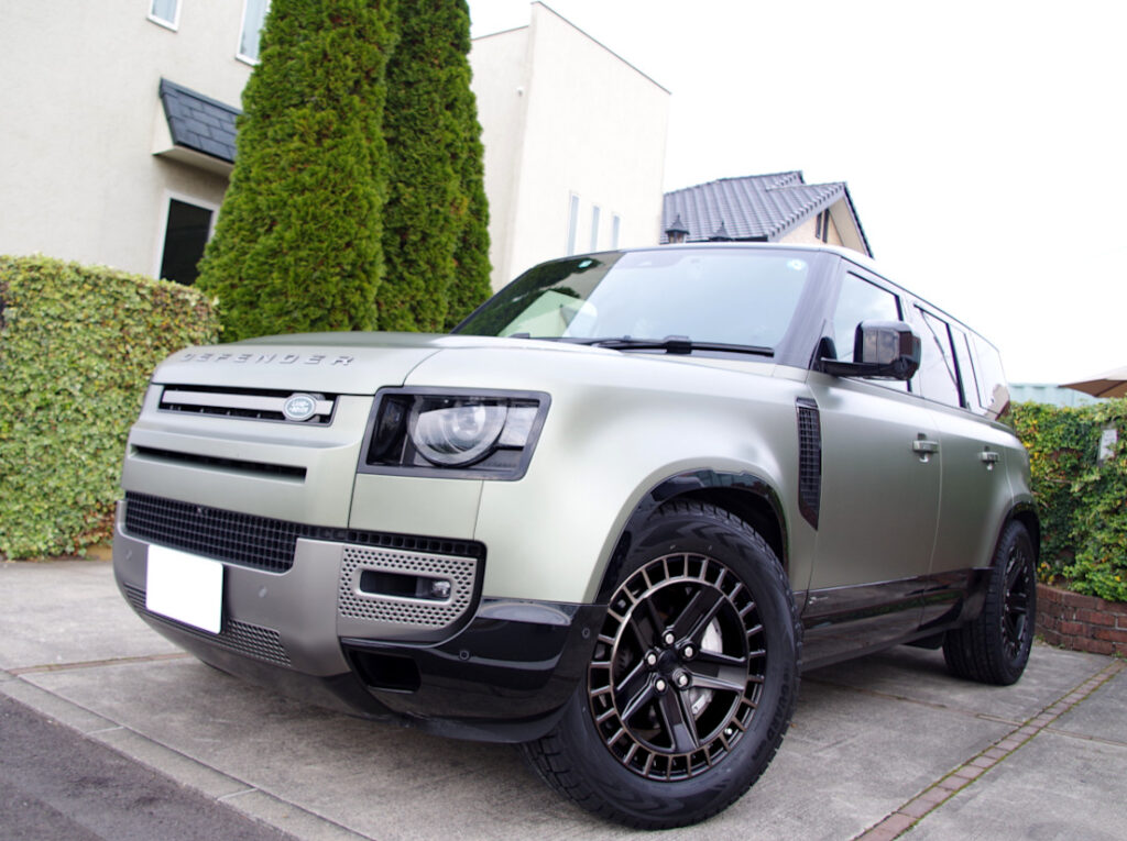 ランドローバー ディフェンダー110 x 20インチ スタッドレス「275