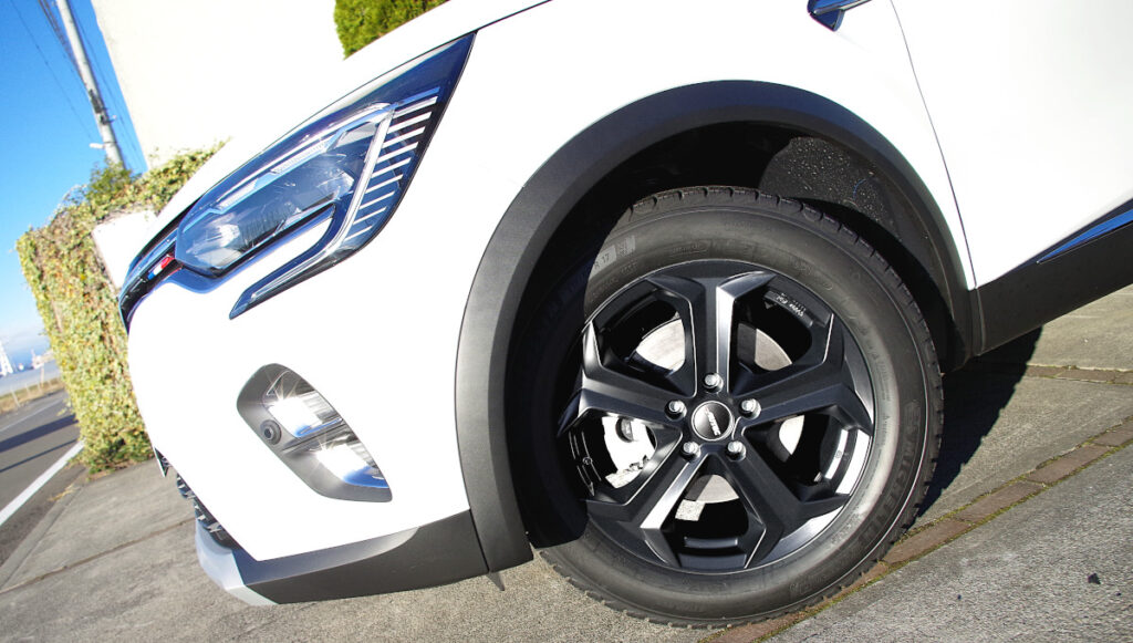 ルノー キャプチャー x 17インチ ミシュラン スタッドレス「215/60R17