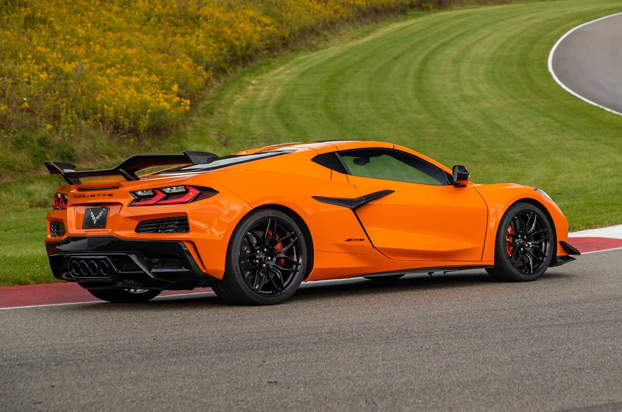 2023 シボレーコルベット Z06 | アメ車と逆輸入車の総合情報サイト