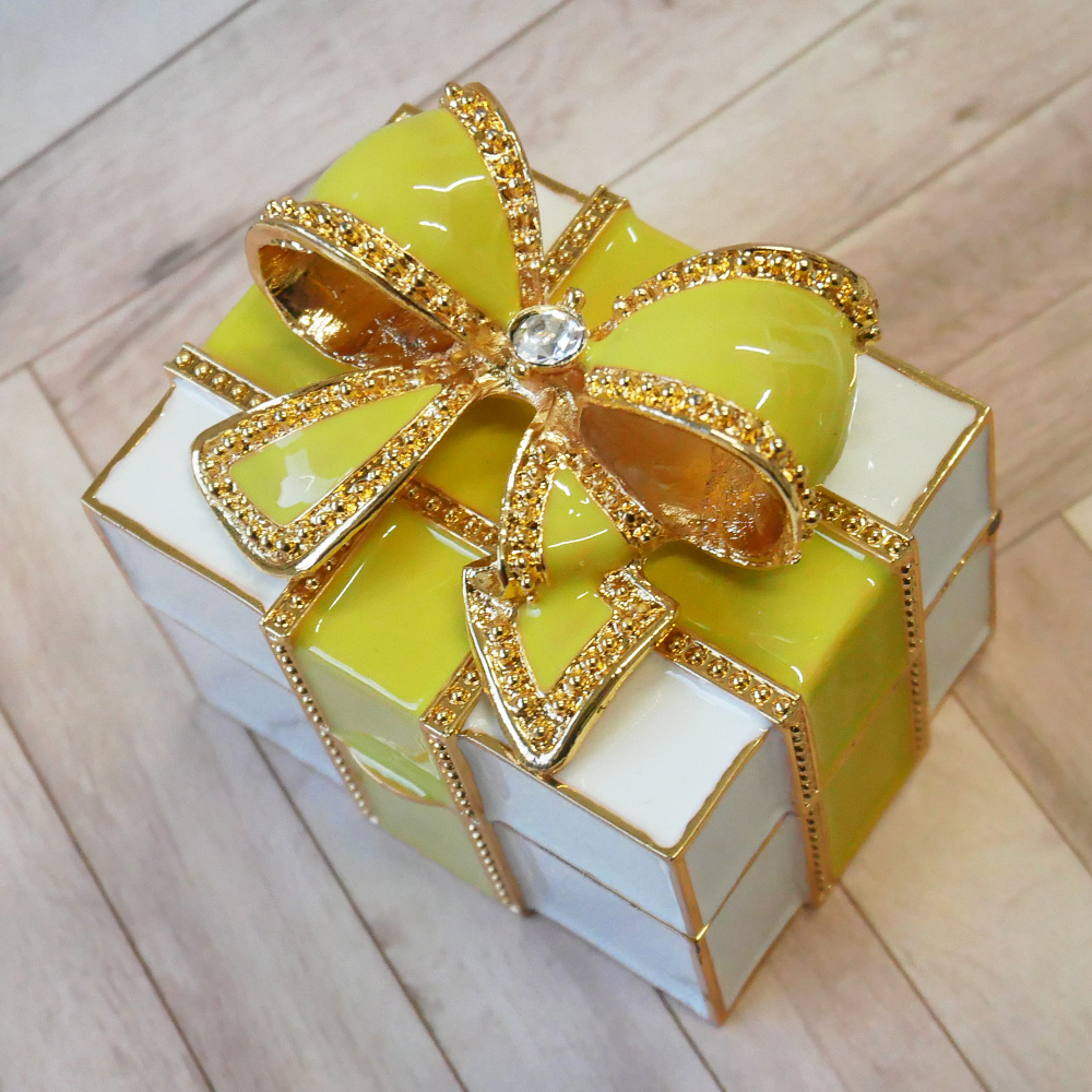 プレゼントボックス オルゴール 白箱×黄リボン 3930984400 世界に一つ