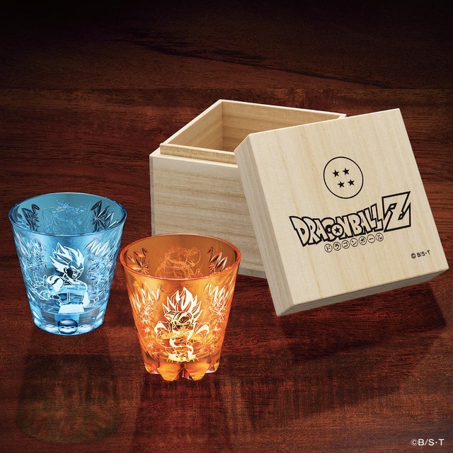 ドラゴンボールZ」孫悟空＆ベジータが超サイヤ人で必殺技を放つ！高級