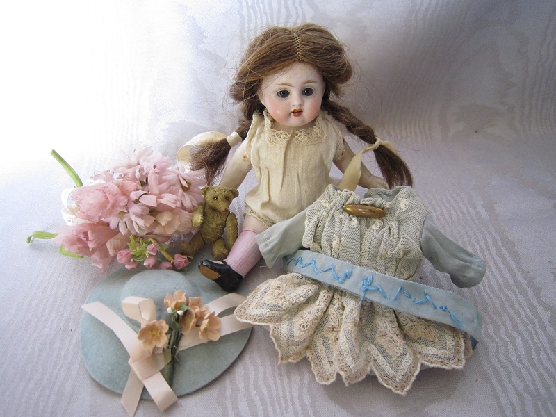 ケストナー オールビスクドール