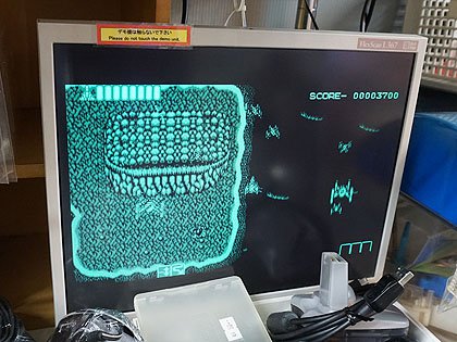 任天堂 バーチャルボーイの映像を外部モニターに出力する店頭デモ