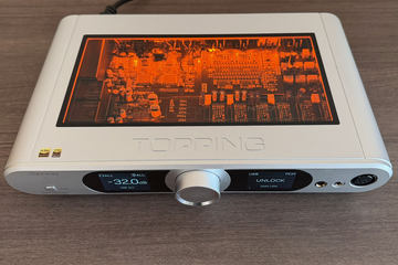 レビュー】首にかけて聴けるウォークマンW「NW-WH303」を試す - AV