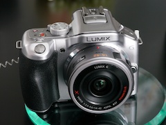 パナソニック、「LUMIX DMC-G5」デビューイベントを東京で開催