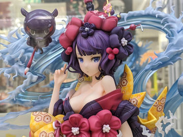 これぞ名門貴族のくびれ。「戦場のヴァルキュリアDUEL」から「ユリアナ