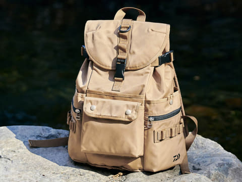 吉田カバン、POTRで釣具のダイワとコラボ バックパック・ショルダー