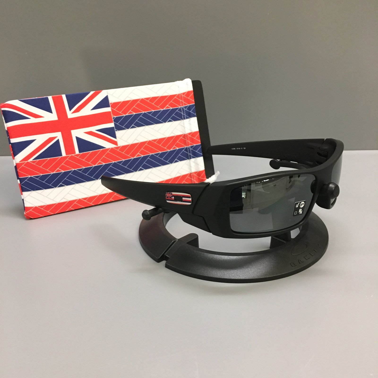 HAWAIIAN ICON OAKLEY GASCAN NON-POLARIZE / Pipe Dreams Surf Co