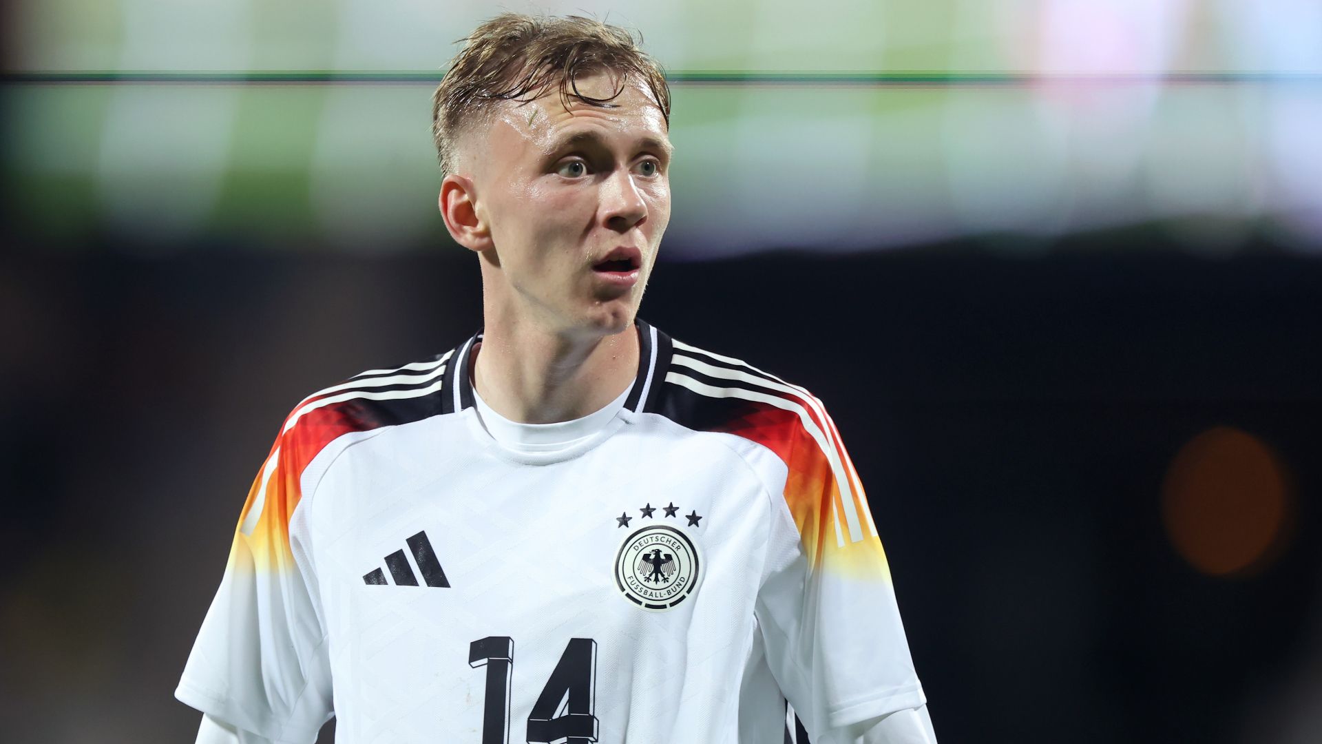 18 19 バイエルン ホーム ハビ マルティネス ドルトムント戦実使用 18