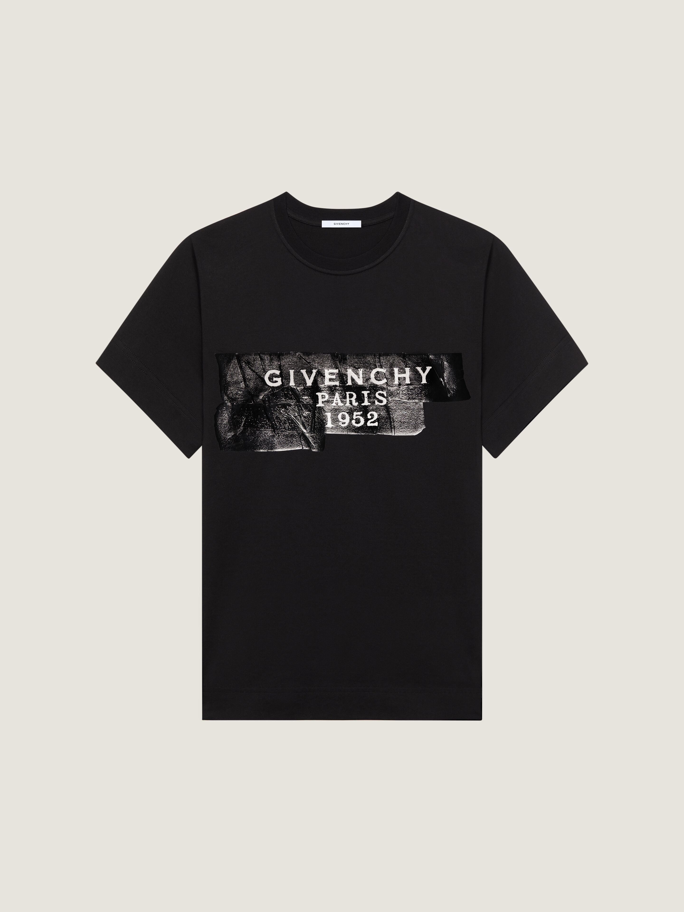 T-shirt in cotton with GIVENCHY Tape print in - black | Givenchy