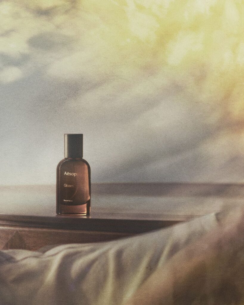 Aesop 〈虛實之境〉第五款香水- 喚起內在自我的氣味Gloam 格歐暮香水