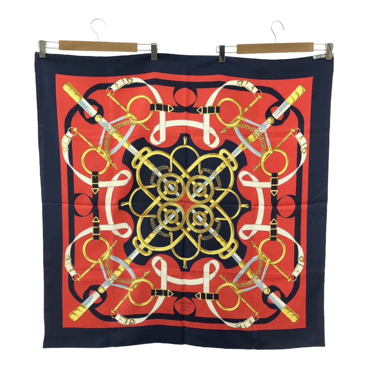 HERMES エルメス カレ90 スカーフ Eperon d'or 黄金の拍車 レッド