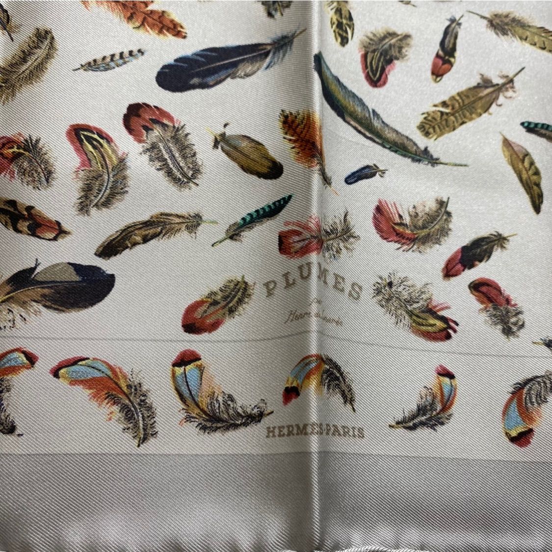エルメスス カレ45 LES PLUMES シルクスカーフ プリュム 羽根