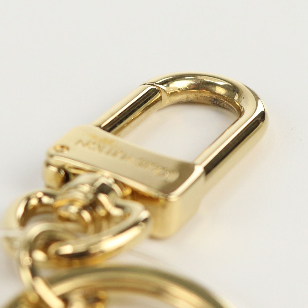 LOUIS VUITTON ルイヴィトン ポルトクレ・イントゥザフラワー M69406