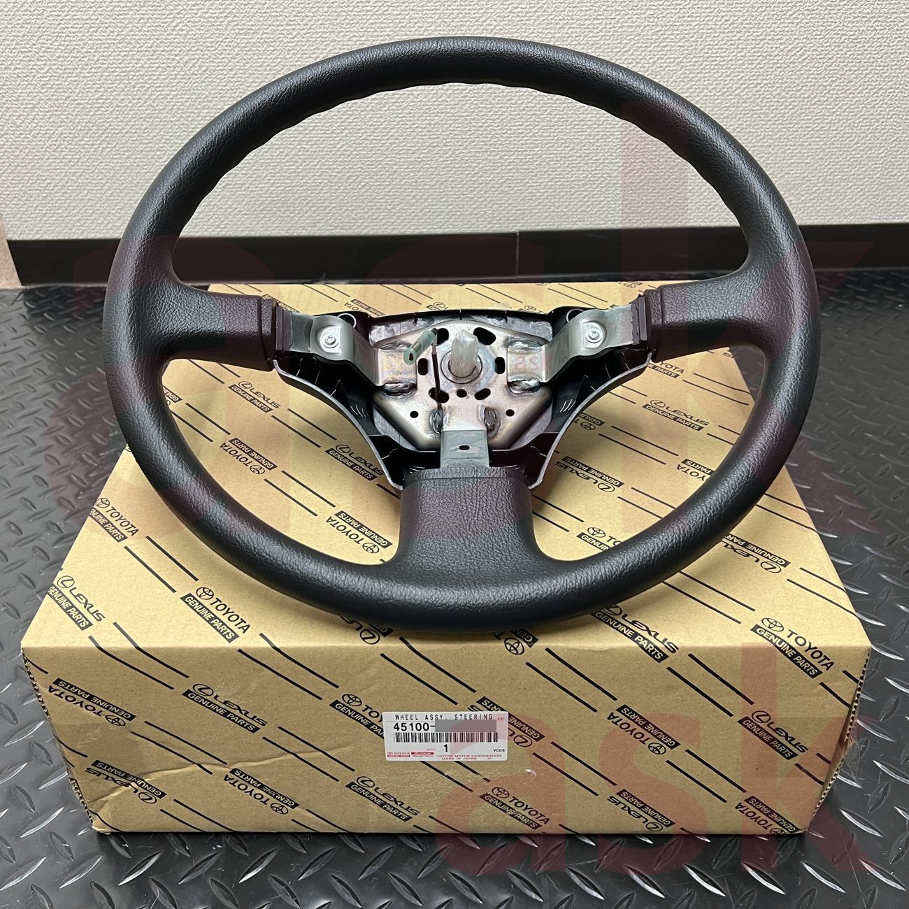 ☆新品 ランドクルーザー 80系用 ステアリング ホイール ASSY ハンドル