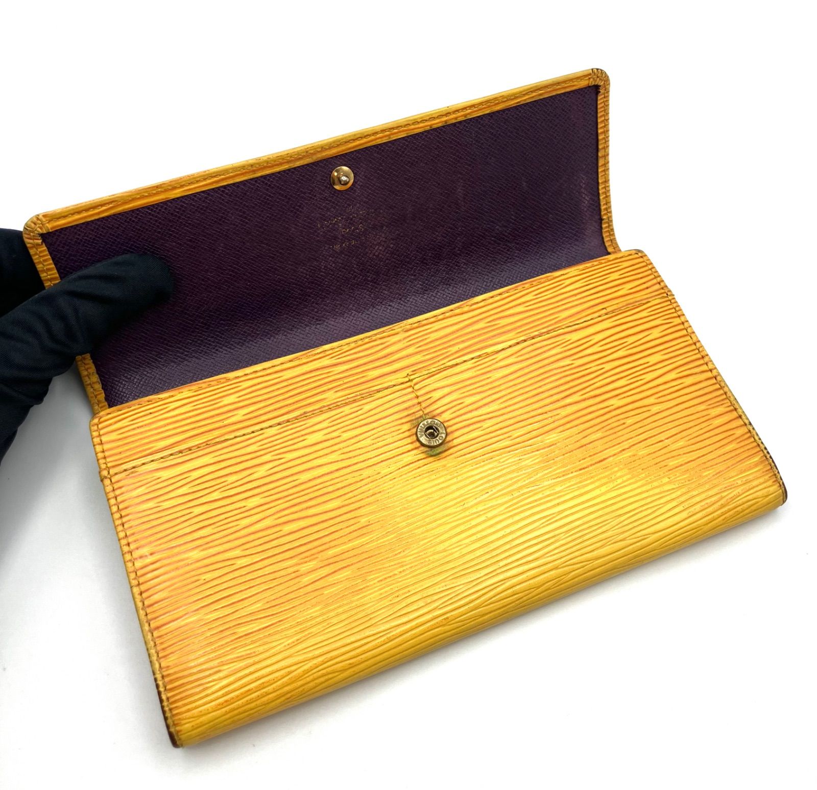 ルイヴィトン エピ ポルトモネクレディ 長財布 タッシリイエロー 財布