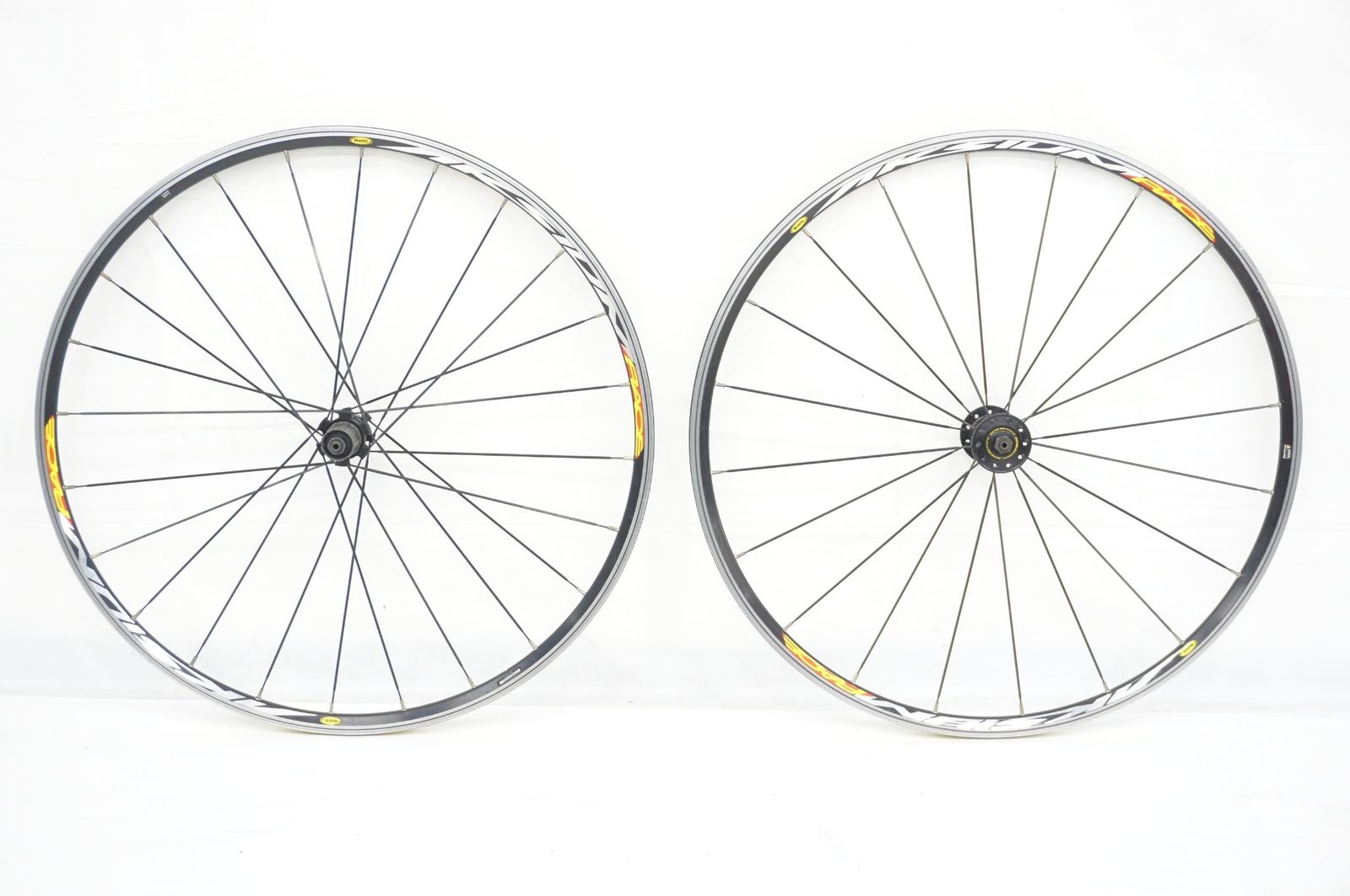 MAVIC 「マヴィック」 AKSIUM RACE C15 シマノ10速 ホイールセット