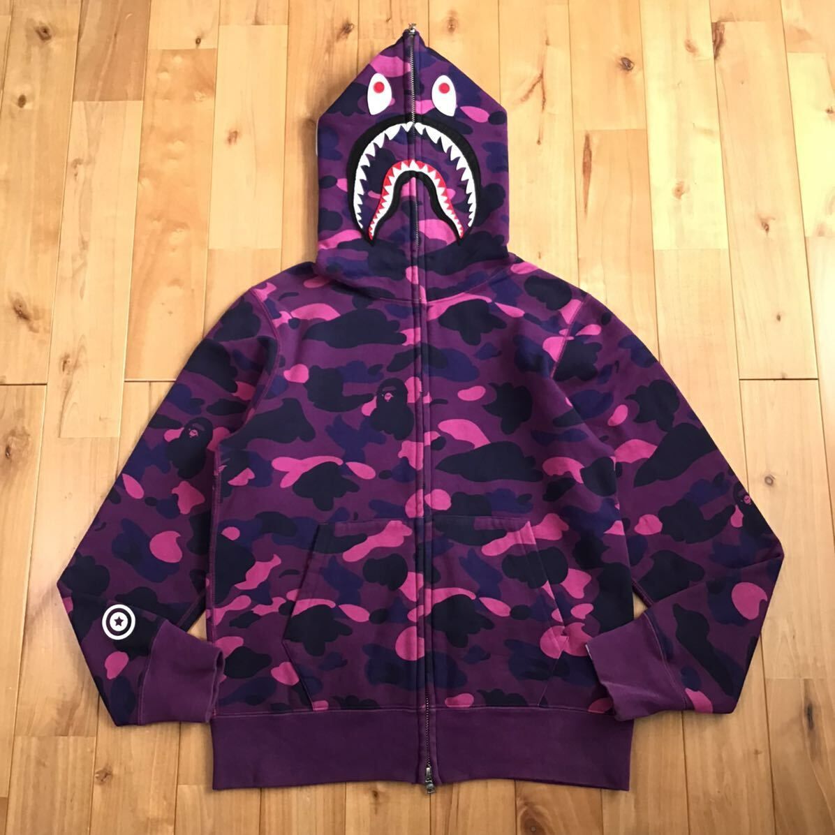 BAPE 紫・ピンク迷彩 ニット帽 BAPE 紫・ピンク迷彩 ニット帽 APE HEAD