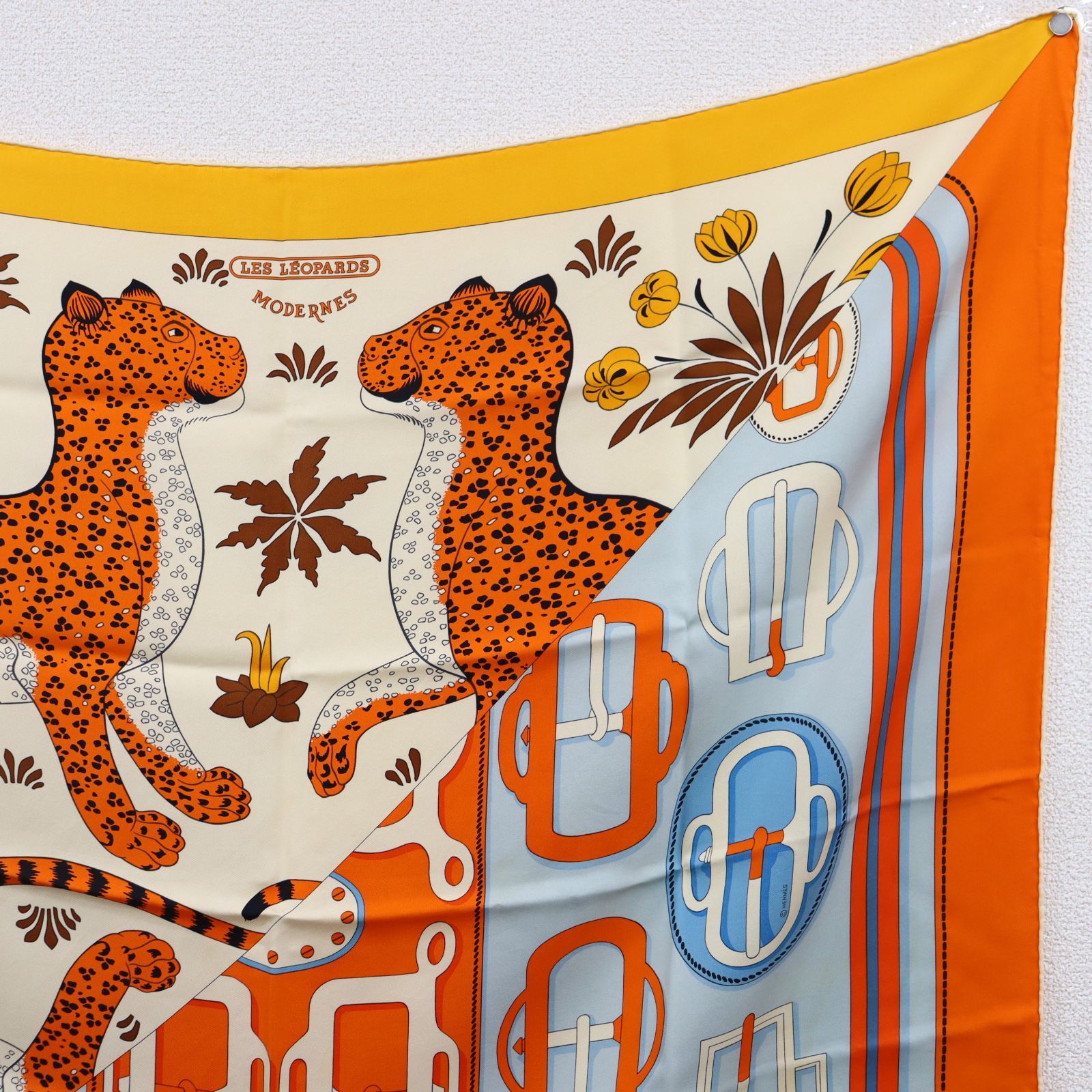 HERMES シルクスカーフ 動物デザイン HERMES シルクスカーフ 動物