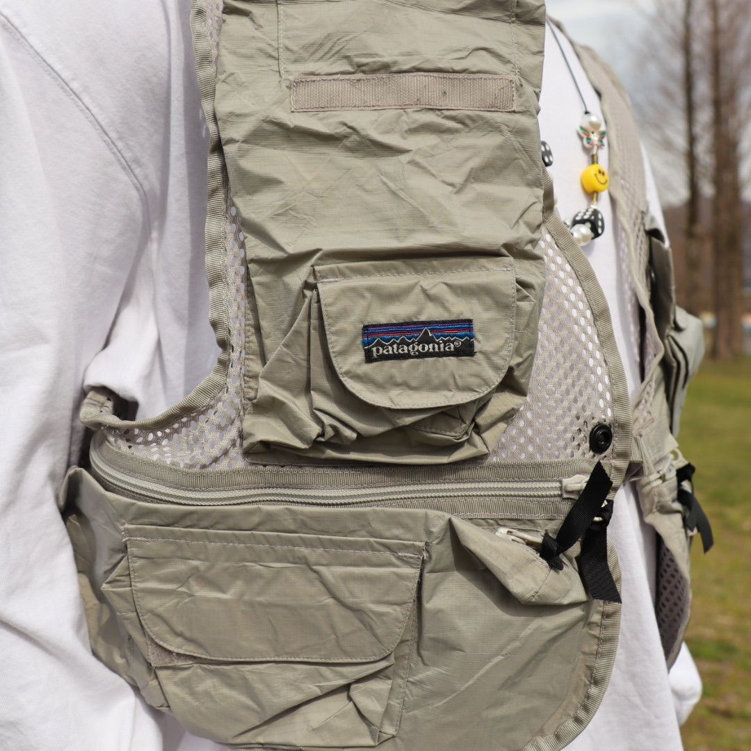 Patagonia フィッシングベスト ベージュ フライフィッシング Mサイズ
