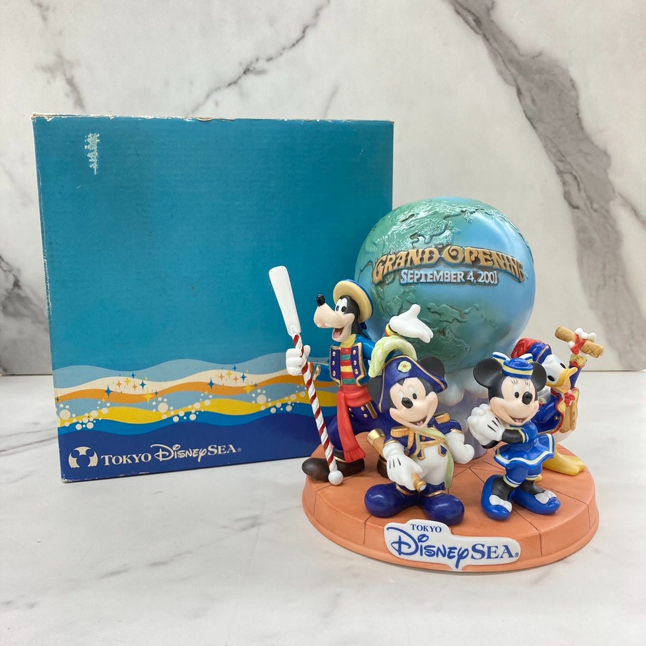 超レア商品】東京ディズニーシー キャラクター付きTDS地図 金色額付き