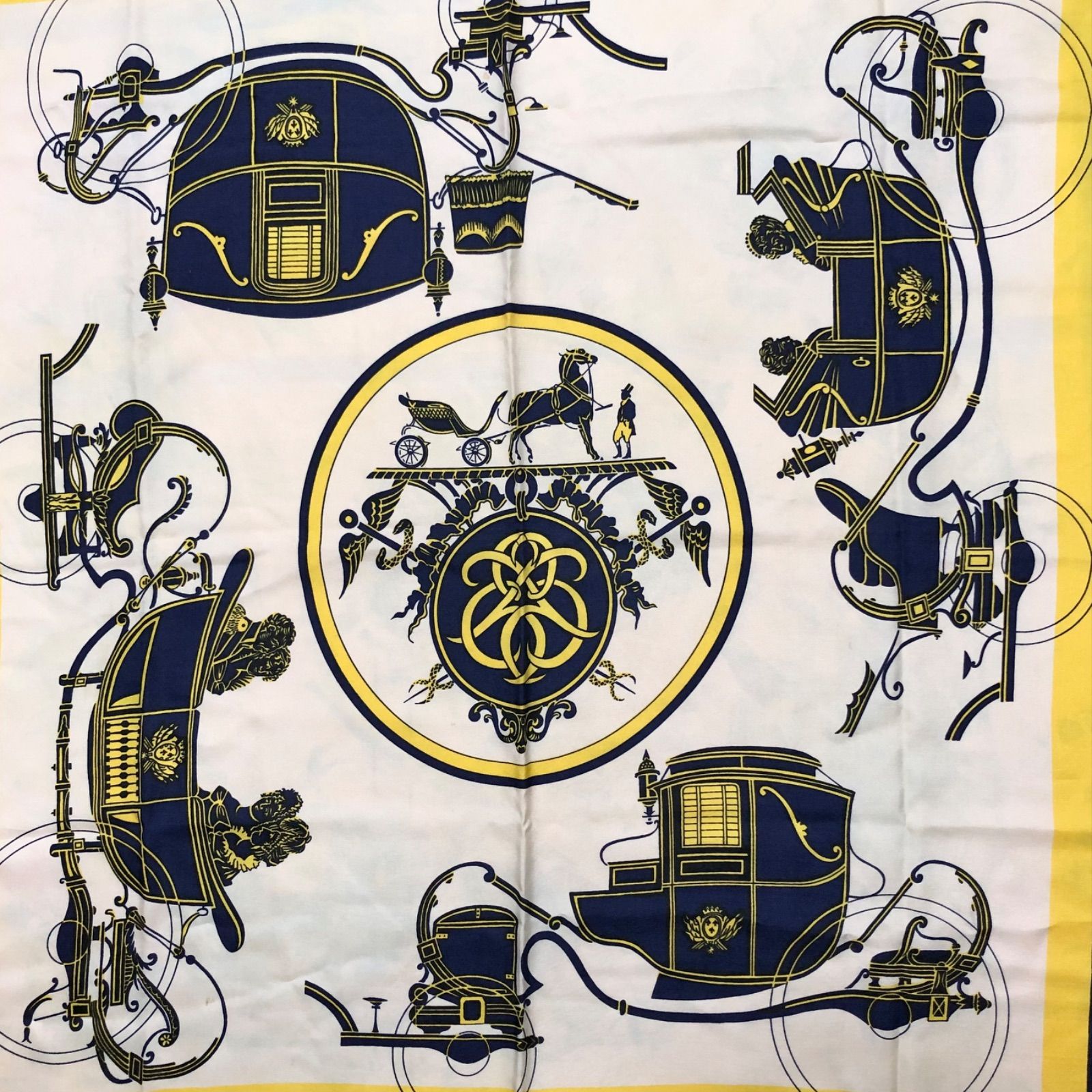 HERMES エルメス カレ90 大判スカーフ エクスリブリス 馬車 ホワイト