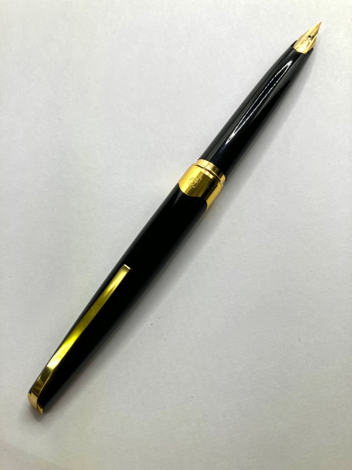 PLATINUM プラチナ 万年筆 】ペン先K14 細字タイプ ブラック ⭐️外観