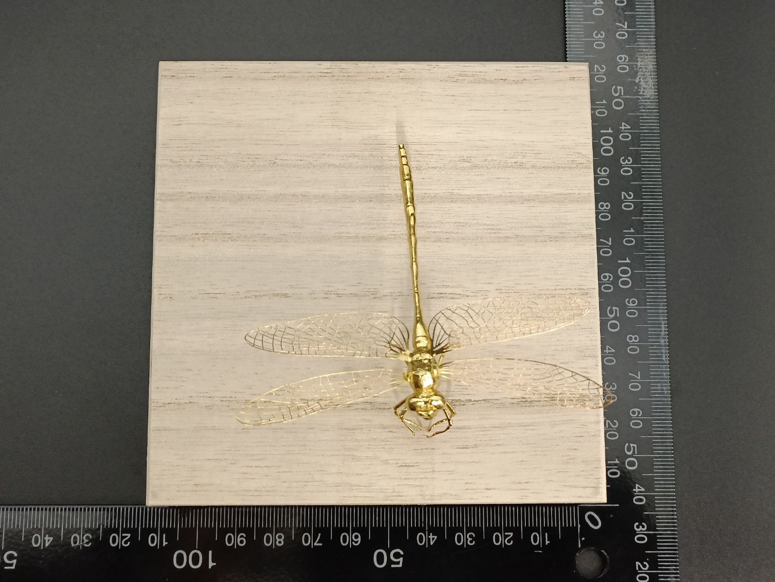 銅製置物 勝虫 蜻蛉 金メッキ 金工品 青色 銅製 薄翼 インテリア置物