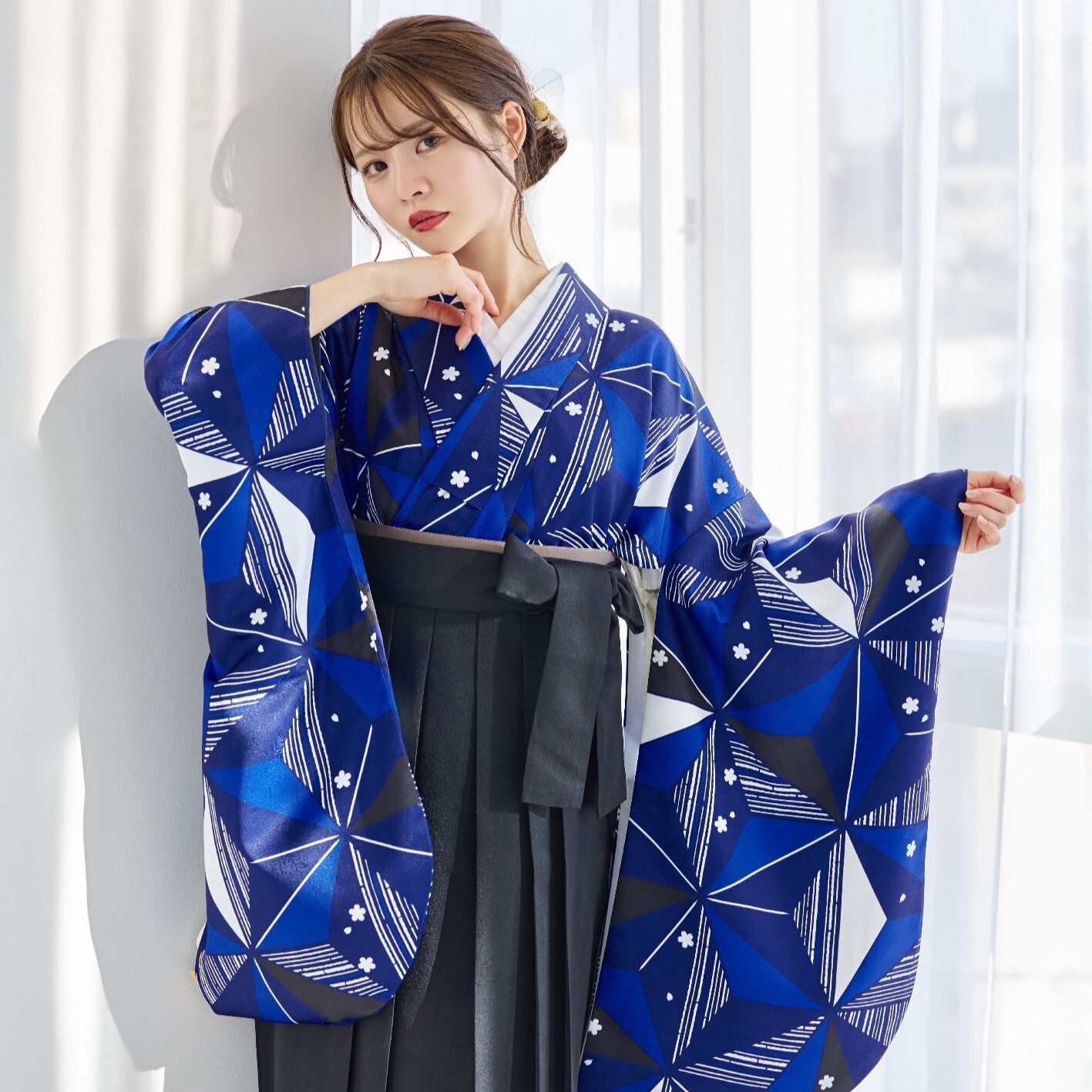 新品袴4点セット 卒業式 小学生 大学生 はかま 袴セット 青 黒 桜 68BK