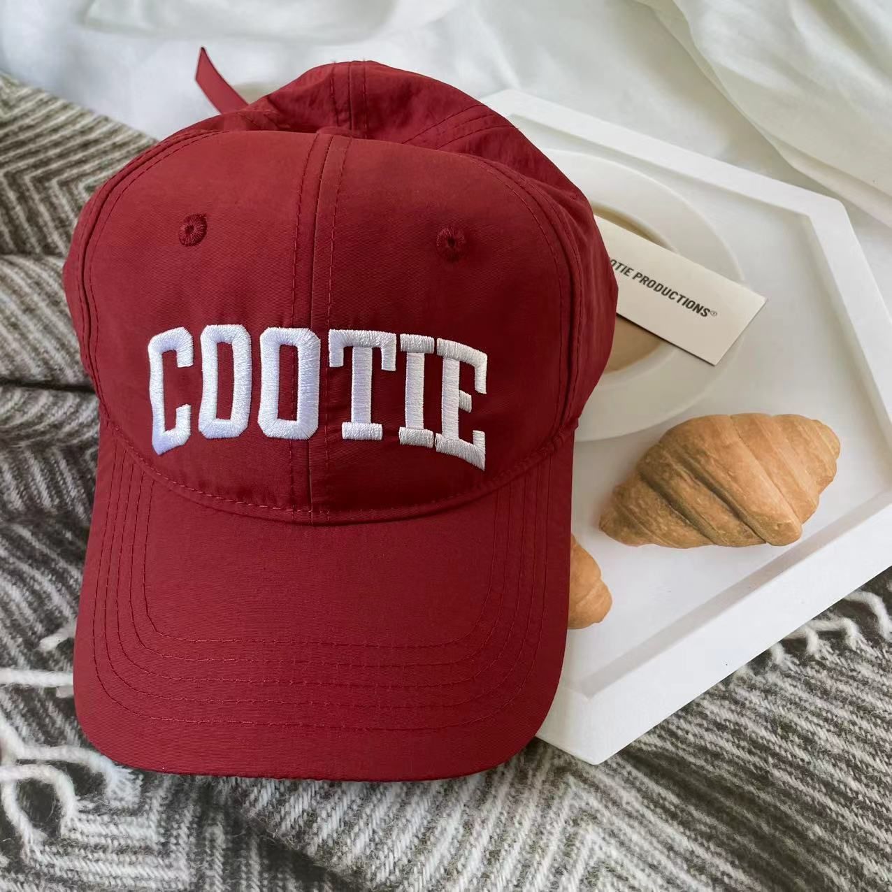 新品】cootie キャップ RED - メルカリ