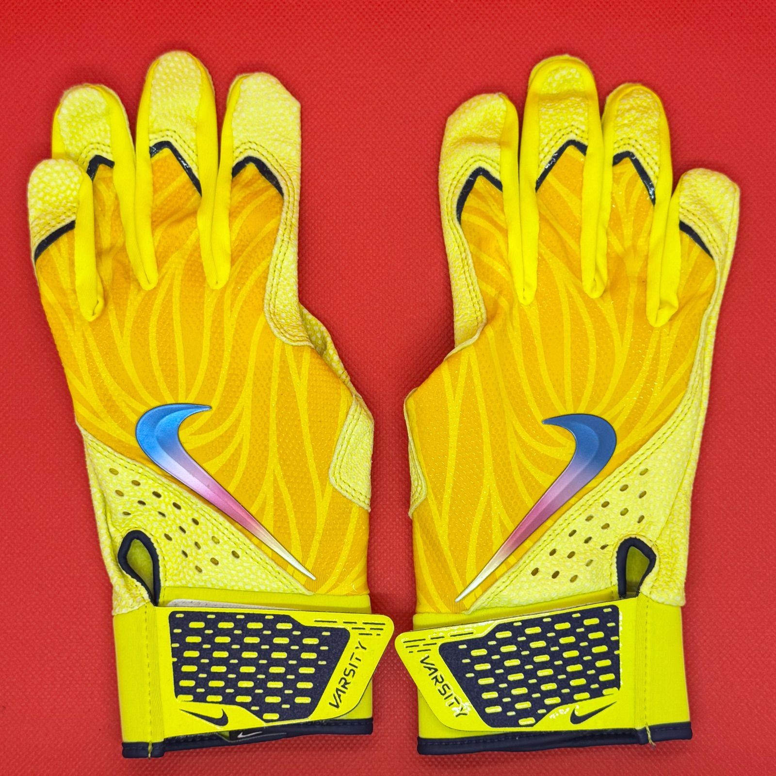 ナイキ バッティンググローブ アクーニャJRモデル イエロー 天然皮革