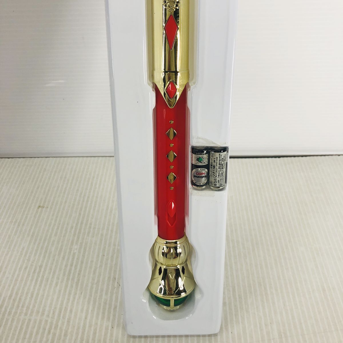 美品】紅のバトン 有言実行三姉妹シュシュトリアン - メルカリ