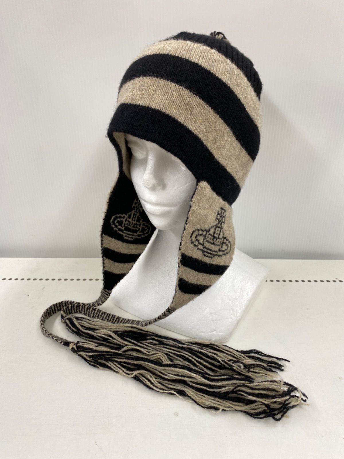 74.【希少】Vivienne Westwood ORB WOOL KNIT CAP 耳当て付きビーニー