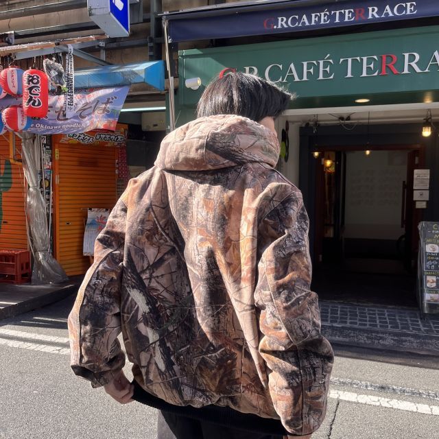 Carhartt/カーハート】アクティブジャケット “リアルツリー” - メルカリ