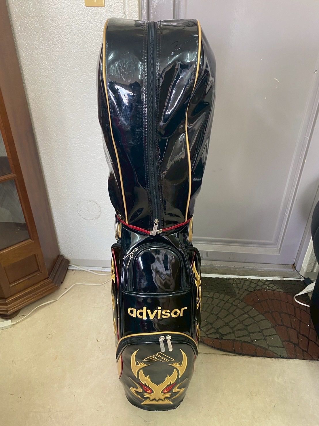 advisor ロゴ入り ゴルフキャディバッグ エナメル ブラック×ゴールド