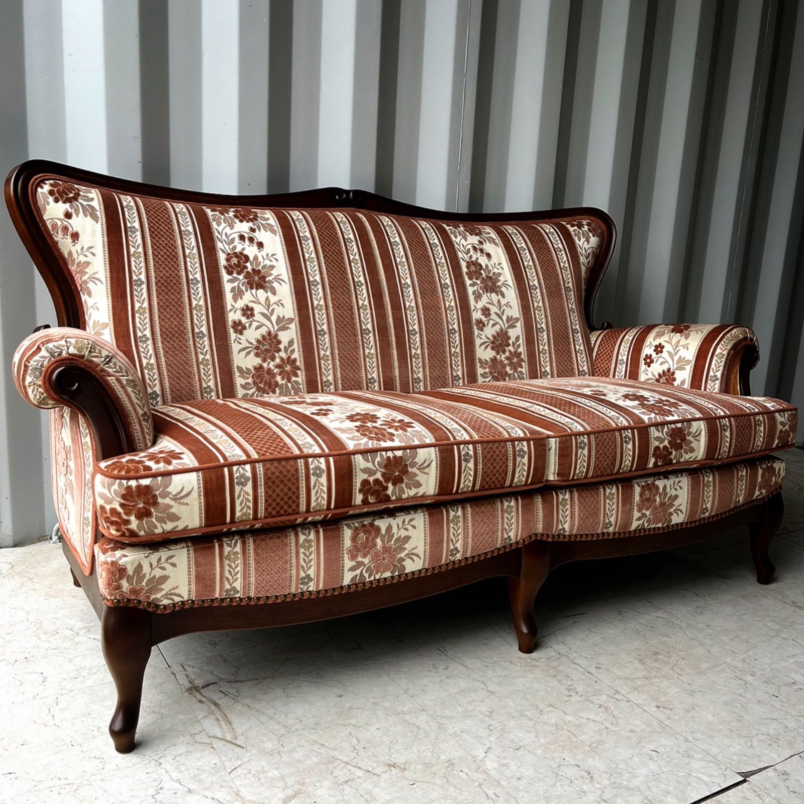 取付無料！マルニ マキシマム アンドリュー ロココ調 猫脚姫系花柄